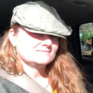 New to PoshMark, thank you for browsing.